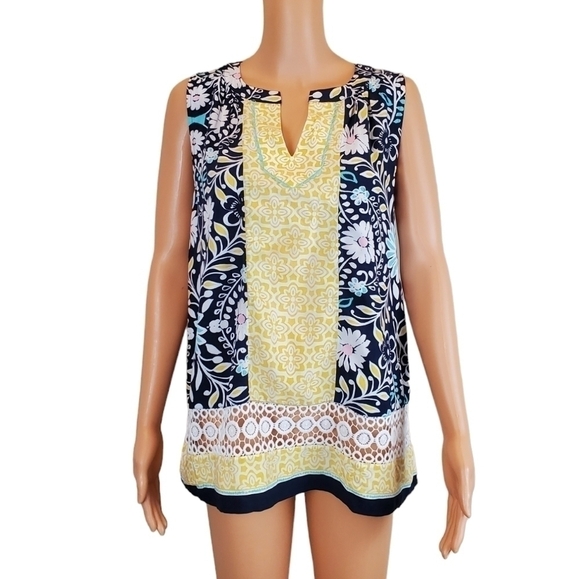 crown & ivy Tops - Crown & Ivy floral Sleeveless v-neck blouse